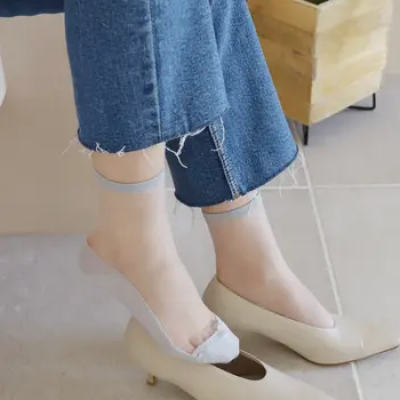 今年の夏も大人気🏅素肌風に履ける脱げない靴下🧦