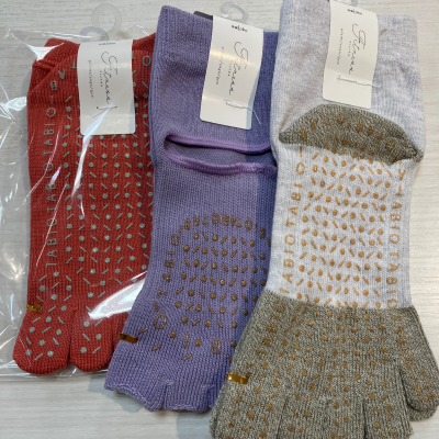 〈靴下屋は10%OFF〉THANKS！4DAYS🛍️