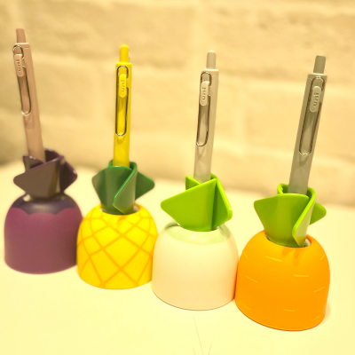 🍍可愛いペンスタンド🥕