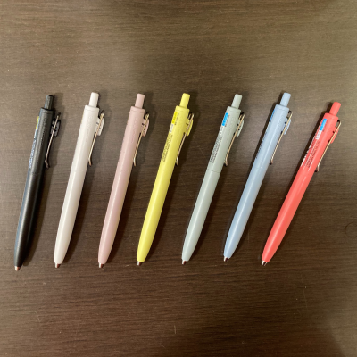 ノートくっきり！　ユニボールoneＦ