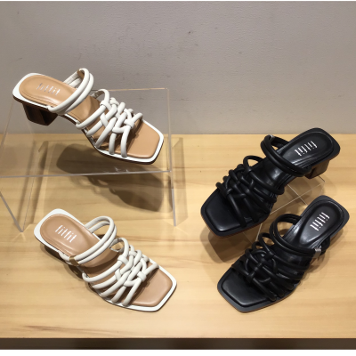 編み込みデザインが美しいサンダル登場❗️