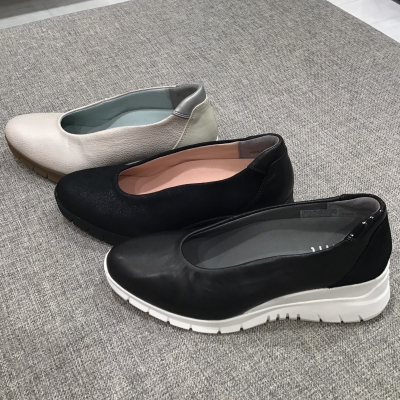 ５.5cmヒールのバレエシューズ