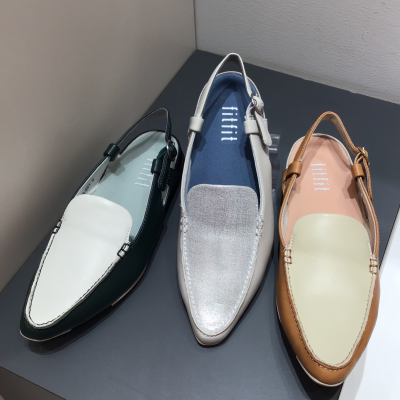 ストレスフリーなバックストラップミュール♪
