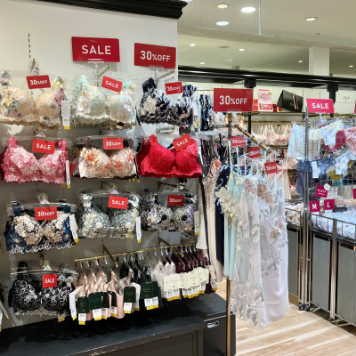 夏のクリアランスセール始まりました❗️