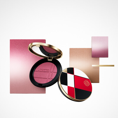 スキンケアフェイスカラー誕生