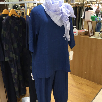 深く優しく。菜の藍染