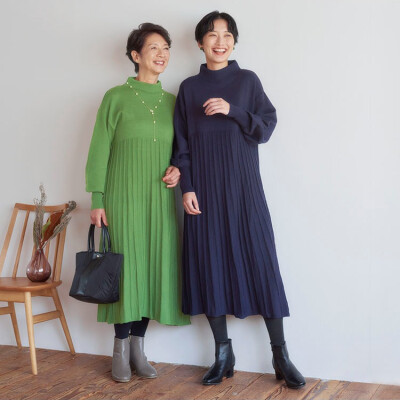 1枚で華やぐニットワンピース👗