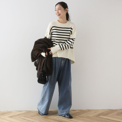 「どんなスタイルにも相性◎なデザイン」ふわもっちニット　発売中☆